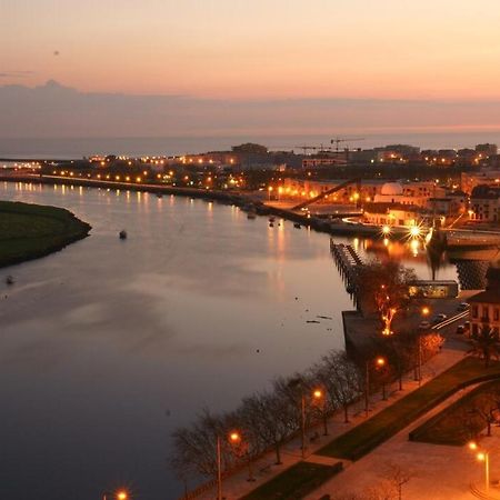 Vila Do Conde Holidays Flat Areia  外观 照片